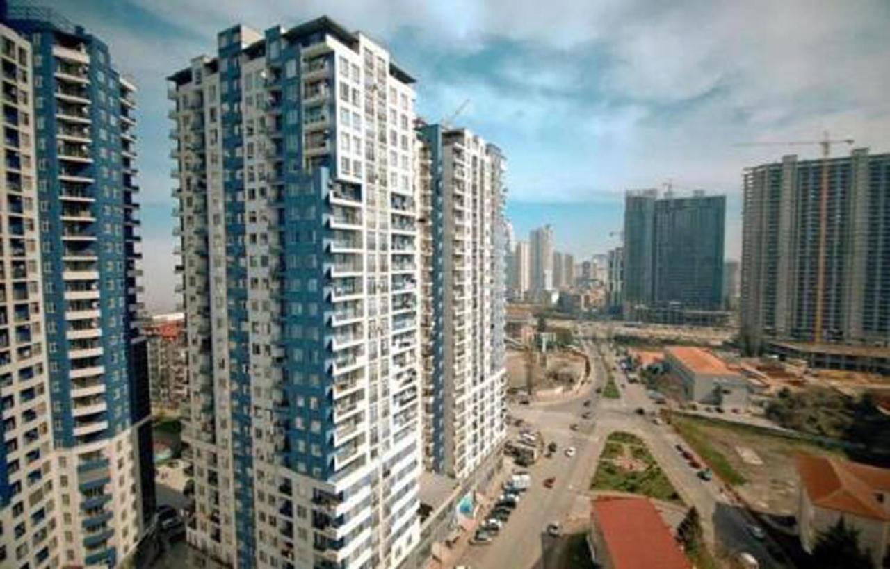 Real Palace Studio Batumi Exterior photo